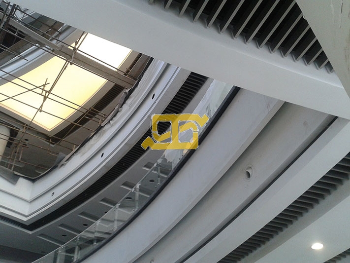 سقف کاذب لوور