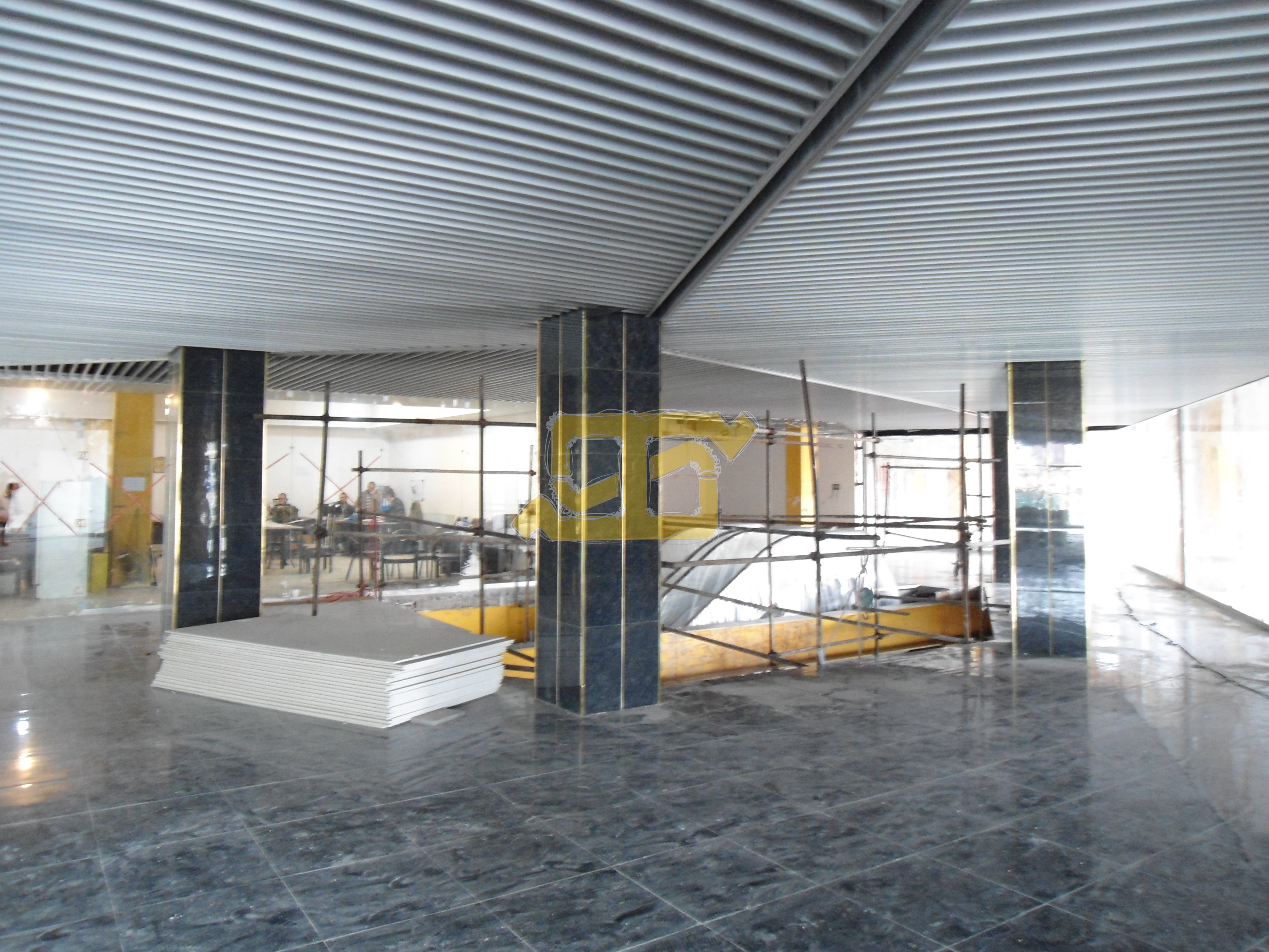 سقف کاذب لوور