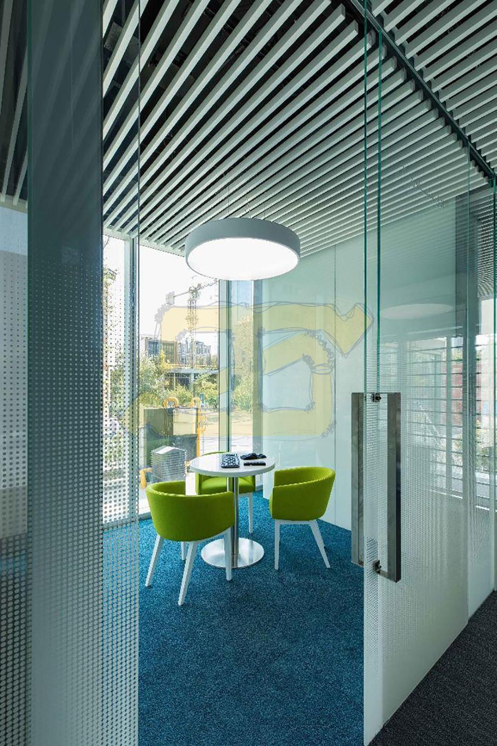 کارگزاری مفید ساختمان مرکزی