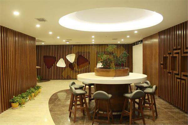 ساختمان اداری شرکت هووای