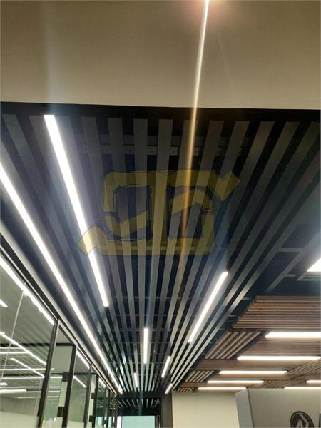 سقف کاذب لوور ساختمان اداری پیدایش زعفرانیه