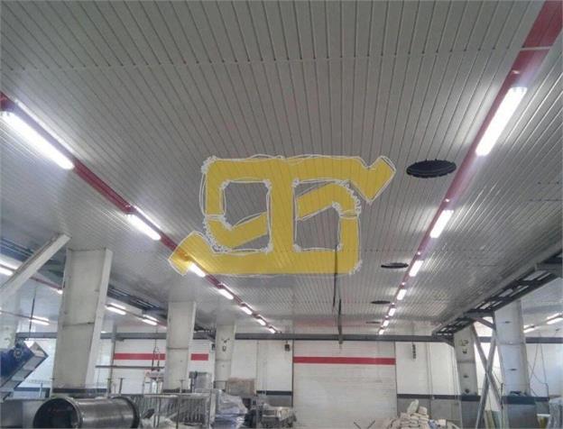 سقف کاذب آلومینیومی دامپا اجرا شده در محصولات غذایی برتر